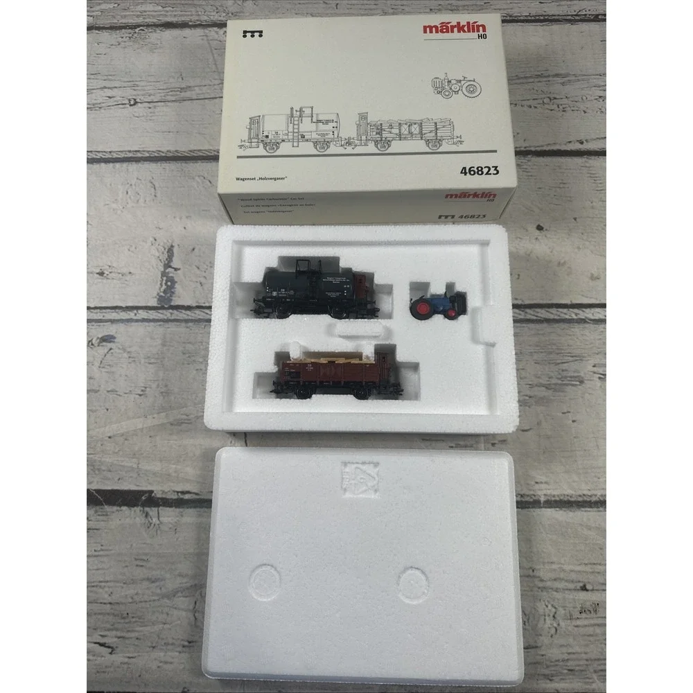 Märklin HO 46823 Holzvergaser Wood Gas Freight Car Set w/ Tractor NIB